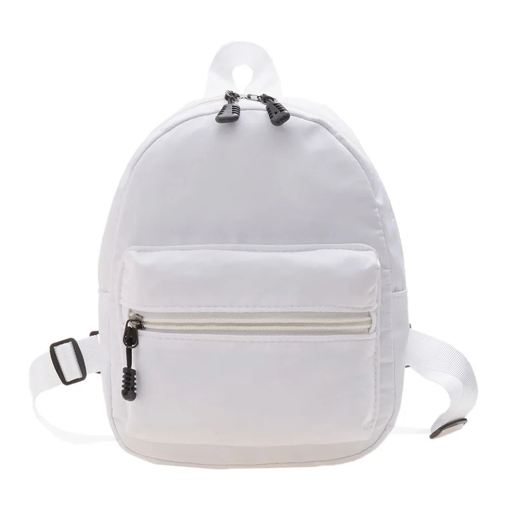 🎒 Mochila Mini para Mujer de Nylon en Colores Sólidos 💜✨