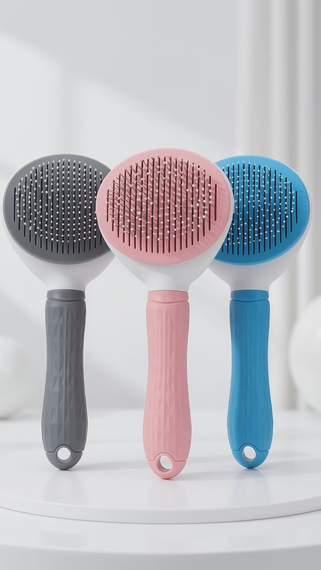 Self-Cleaning Brush for Dogs and Cats 6 Pieces 2 each Max Market🐶😺